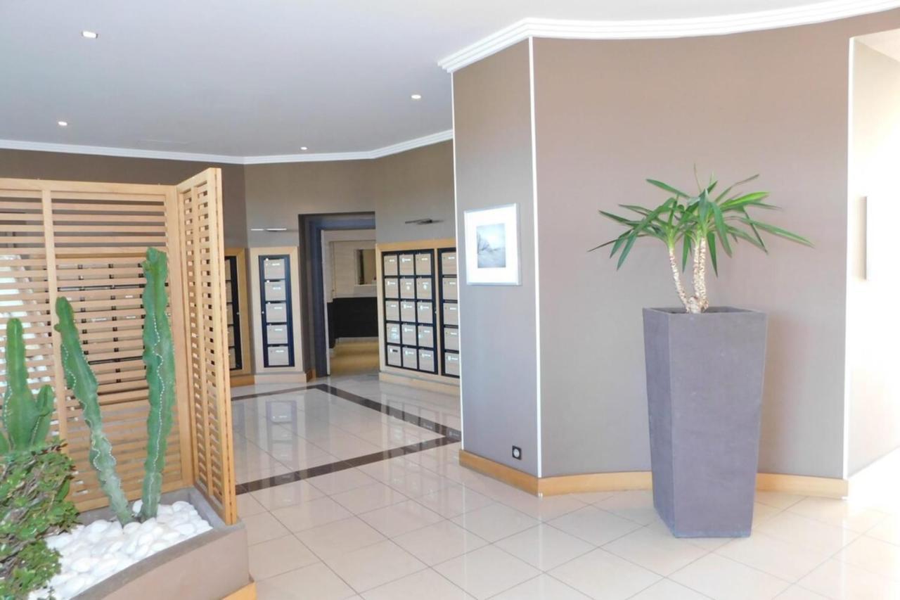 "T2 "Antibes Les Pins 3" Air Conditionned Sea View With Parking And Pool" Leilighet Eksteriør bilde